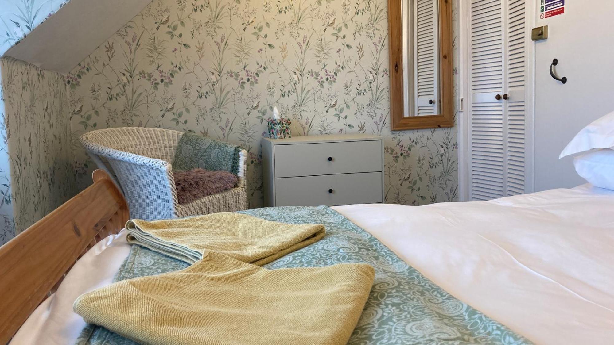 Whitecliff Guest House Weymouth Exteriör bild