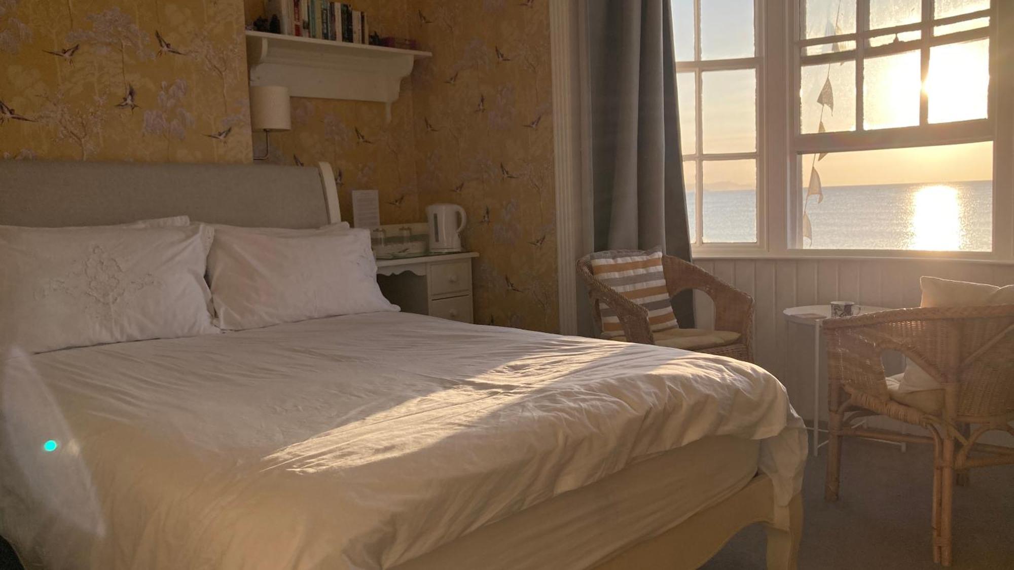 Whitecliff Guest House Weymouth Exteriör bild