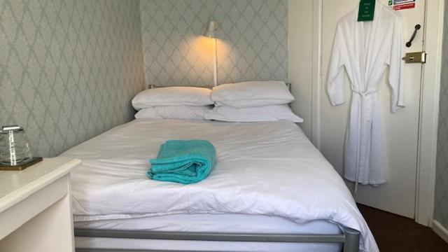 Whitecliff Guest House Weymouth Exteriör bild