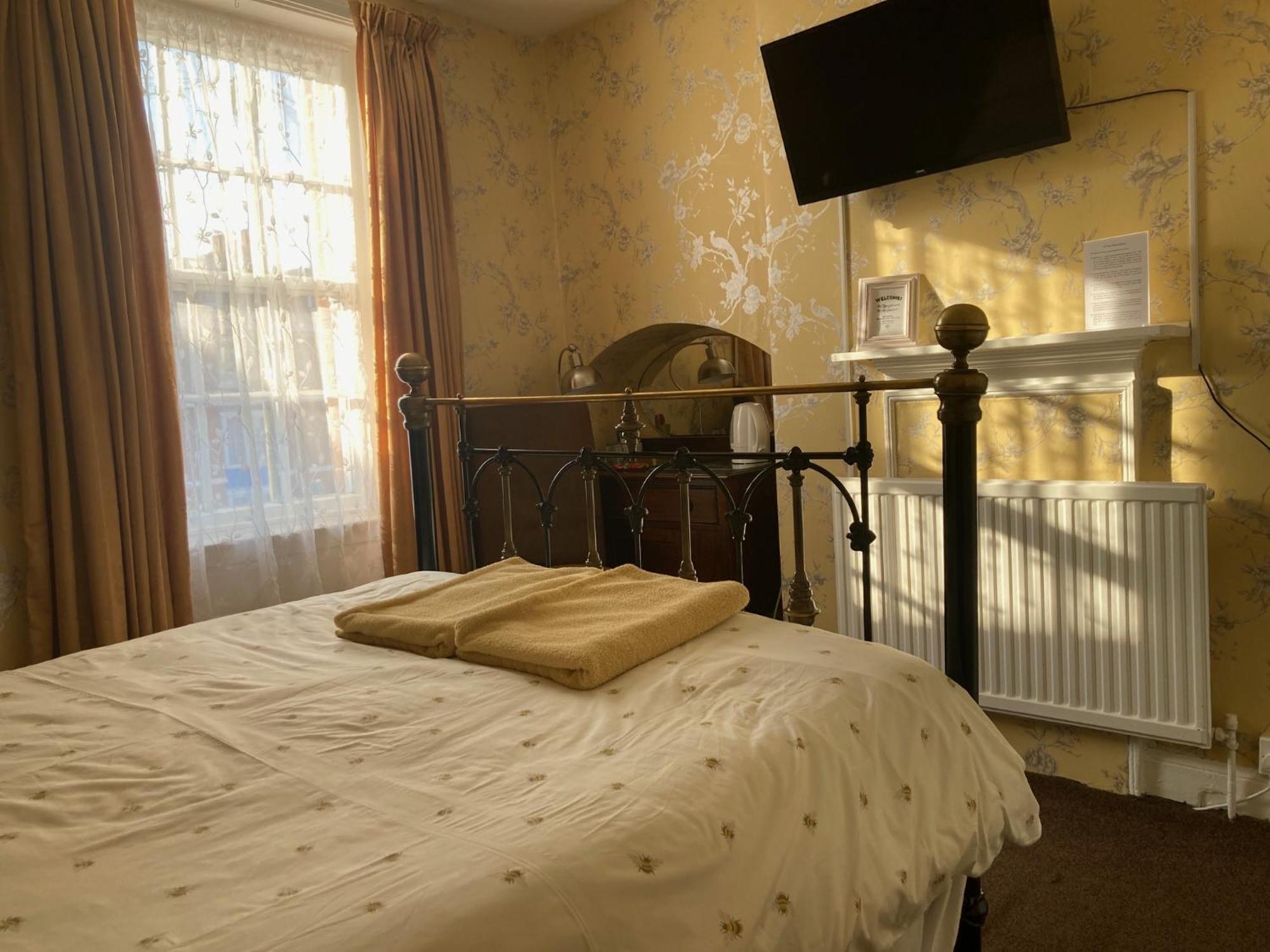 Whitecliff Guest House Weymouth Exteriör bild